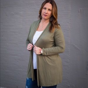 Lightweight Cardigan